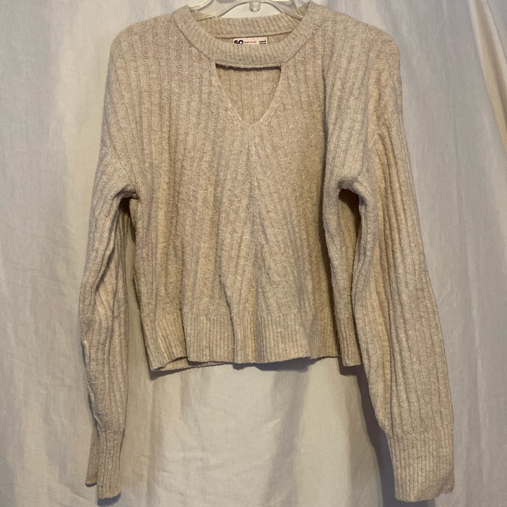 Soft Sweater with Key Hole Cutout